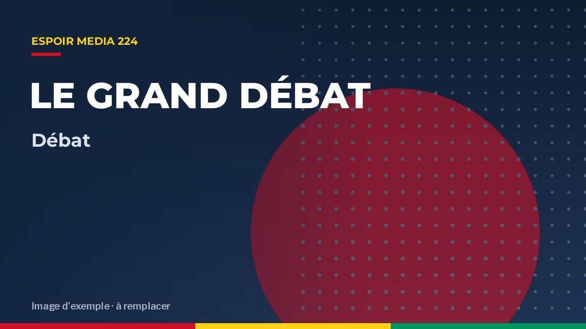 Les quatre invités du Grand Débat autour de l'animateur sur le plateau d'Espoir Media 224.
